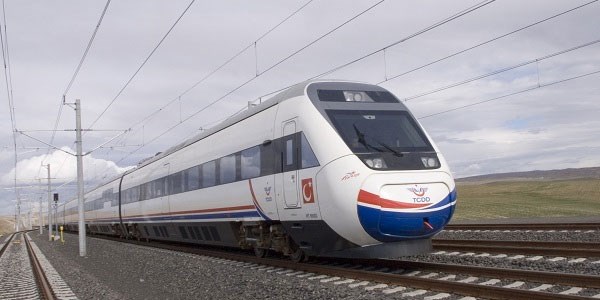 Ankara İstanbul hızlı treni 29 Ekim'e yetişmeyecek