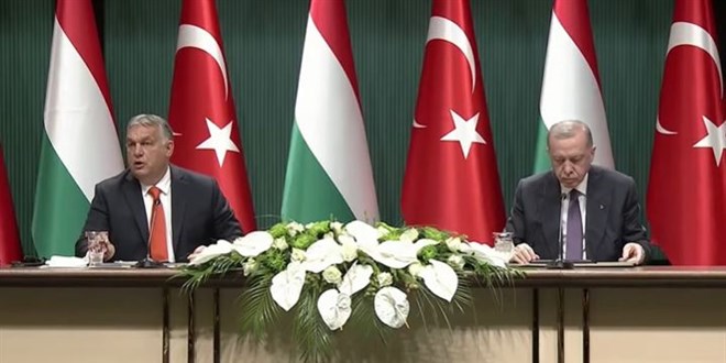 Trkiye ile Macaristan arasnda 9 anlama imzaland