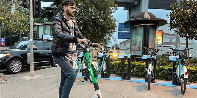 stanbul'da 7 ayda 253 elektrikli scooter kullancsna ceza