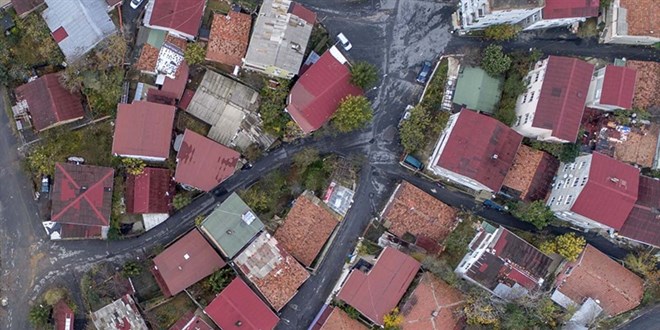 stanbul'daki binalarn yars gidecek! Deprem iin acil uyar