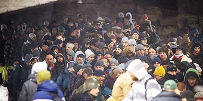 Savaa evet mlteciye hayr: ngiltere sadece 300 Ukraynal ald