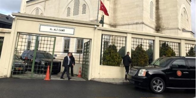 Cumhurbakan Erdoan, cuma namazn Hazreti Ali Camisi'nde kld