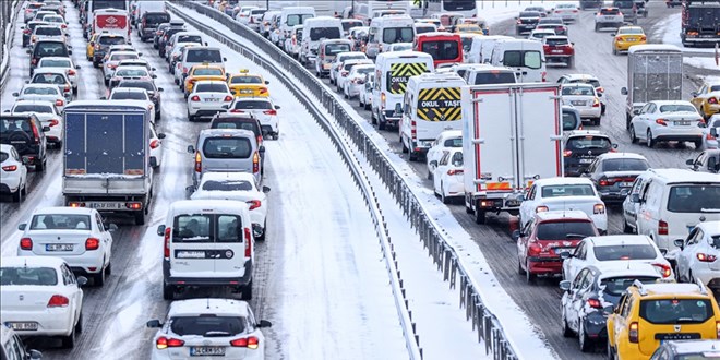 AK Parti stanbul l Bakan: stanbul trafik younluunda Dnya birincisi