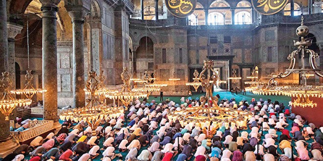 Ayasofya'da bir ilk: Cumay Filistinli Bakan kldracak