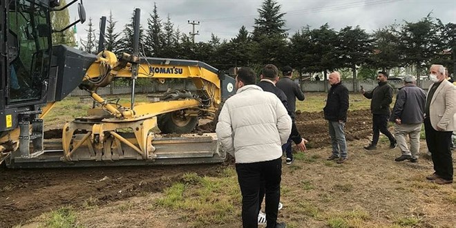 Tanju zcan'a tepkiler dinmiyor! 'Sizin llere de mi saygnz yok'