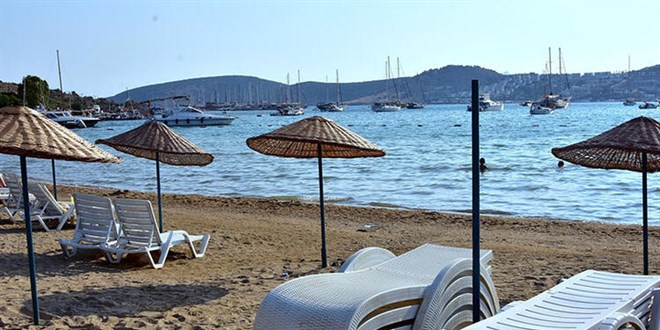 Sezon alyor: Plaj creti 10 bin euro, lahmacun 200 TL'ye kadar kyor