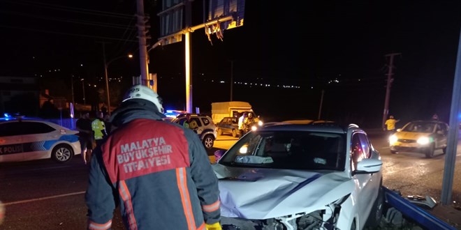 Malatya'da iki otomobilin arpt kazada 7 kii yaraland