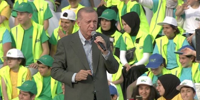 Erdoan: 'Kaacak' diyenlerin hepsi de zoru grnce kuyruklarn kstrp katlar