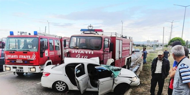 Yozgat'ta itfaiye arac ile otomobil arpt: 3 l