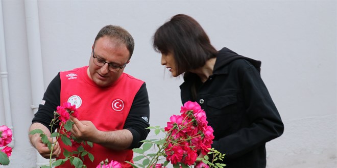 Kaymakam çift hem evde hem de iş konusunda birbirlerine destek oluyor