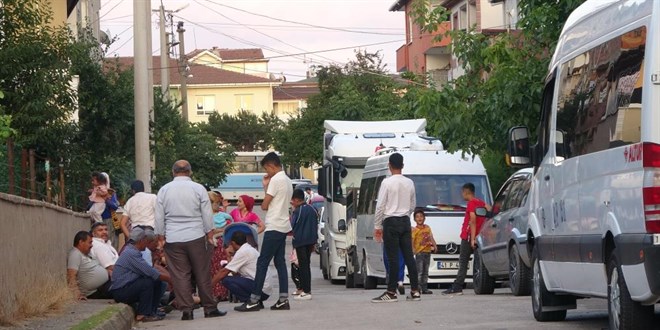 Tak meselesi cinayetle bitmiti, bayram ziyareti de arbedeyle sonland