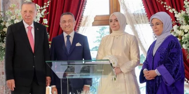 Cumhurbakan Yardmcs Fuat Oktay ve Hmeyra ahin evlendi