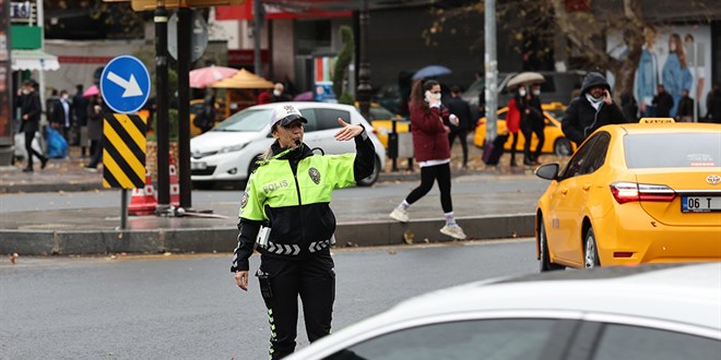 Trafik polisleri 380 lira fazla alma creti alacak