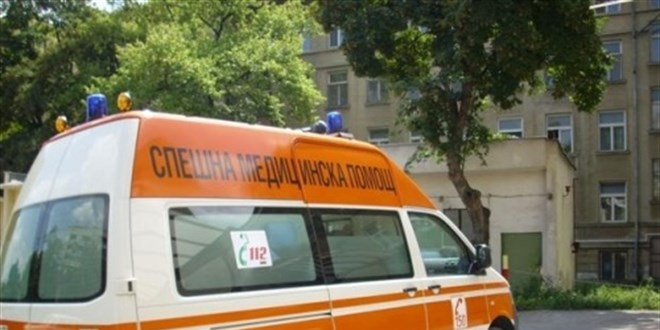 Trk ailenin Bulgaristan'da yapt kazada anne ve ocuk ld