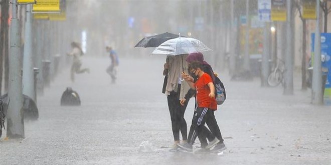 Bat Karadeniz iin gk grltl saanak uyars