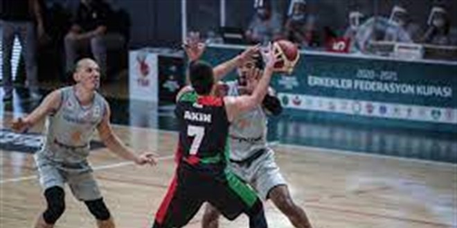 Basketbol Federasyonu 3 takmn kafilesinde gda zehirlenmesi meydana geldi