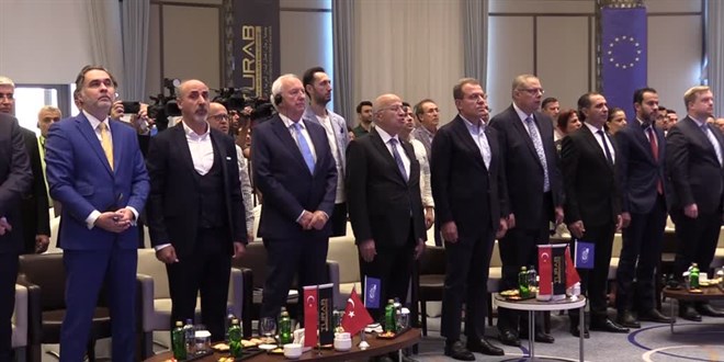 Mersin'de 'Ekonomik Birlik Grmeleri' paneli dzenlendi