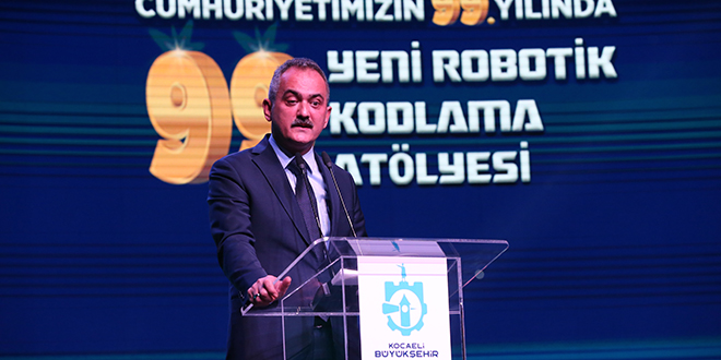 Kocaeli'de 99 robotik kodlama atlyesinin al yapld