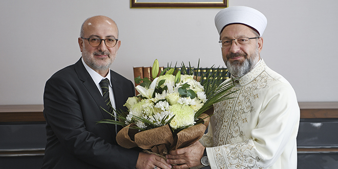 Diyanet Akademisi Bakan Kaan grevine balad