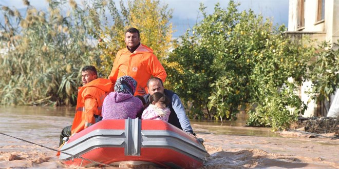 avuolu: Antalya'da sel srasnda kalp krizi geiren 1 kii ld