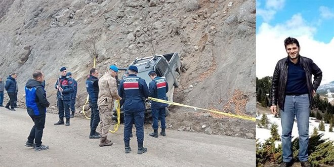 Kaza yapan muhtarn cesedi 2 kilometre uzakta bulundu