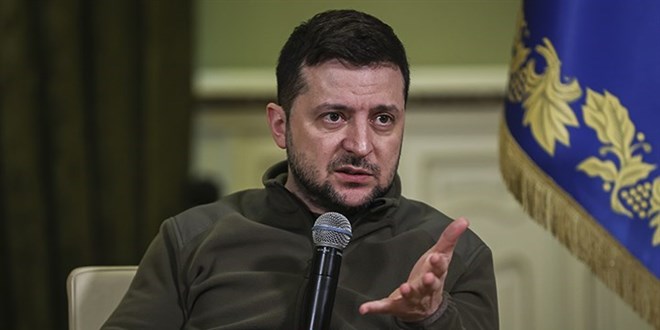 Ukrayna Devlet Bakan Zelenskiy: Putin bu savatan bir k yolu aryor