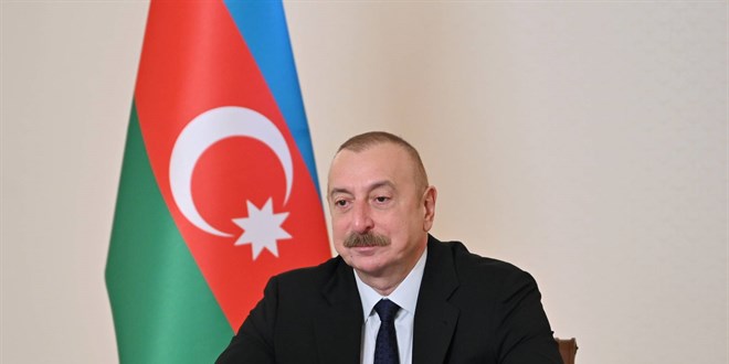 Cumhurbakan Aliyev, Milli Eitim Bakan zer'i kabul etti