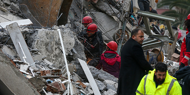 Avrupa'dan Trkiye'ye yardm ekibi gnderen lke says 21'e kt