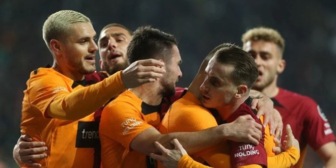 Galatasaray'n 14 malk galibiyet serisi sona erdi