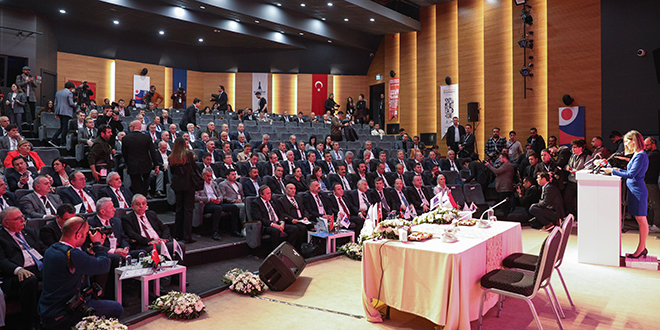 Millet ttifak'nn belediye bakanlar zmir'de bir araya geldi