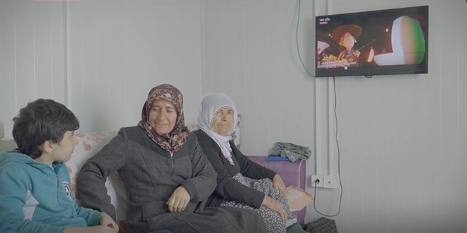 TRT EBA ile rencilere destek: Konteyner evlerde televizyon says 15 bine ulat