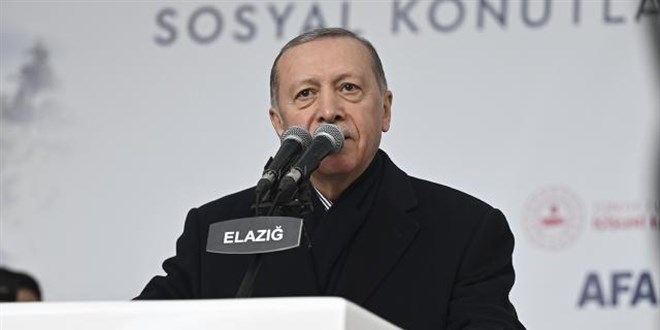 Cumhurbakan Erdoan'dan Akener'e: Kiminle uraacan iyi bil