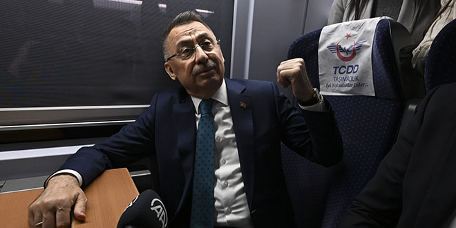 Fuat Oktay ve mer elik'ten Erdoan'n salk durumuna dair aklama