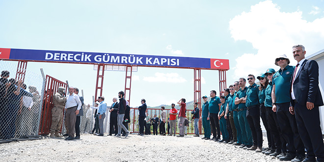 Hakkari'deki Derecik Gmrk Kaps giri ka ald