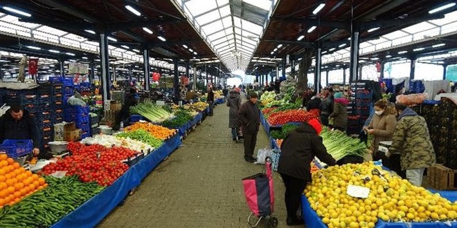 Seimde propaganda malzemesi olmutu: Meyve ve sebzede fiyatlar dt