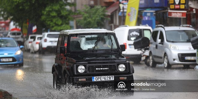 Trakya'da kuvvetli saanak etkili oldu