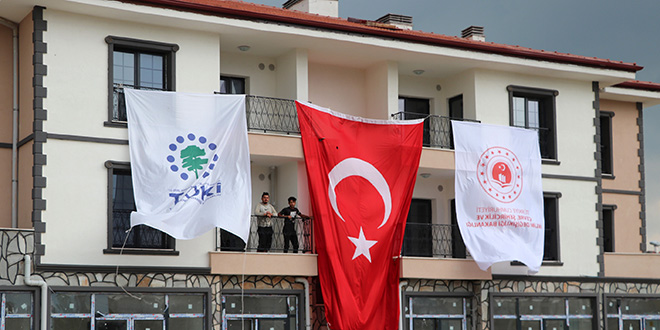 TOK, Manisa'daki sosyal konutlar teslim etmeye balad