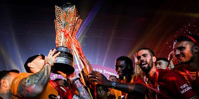 Galatasaray'n 23. ampiyonluu iin hatra para basld