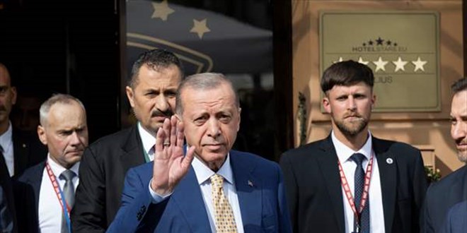 Erdoan, NATO Genel Sekreteri Stoltenberg ve sve Babakan Kristersson'la grecek