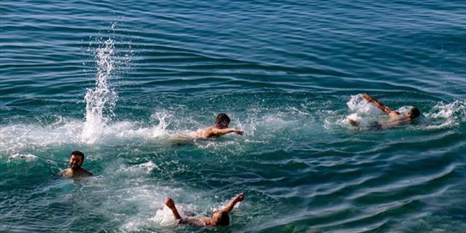 Boulmalara kar 'Akarsularn deniz ve gllere dkld yerlere dikkat edin' uyars