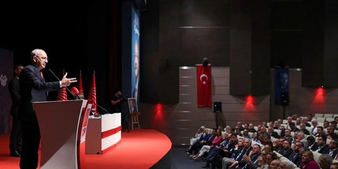 CHP'deki gergin toplantnn ardndan yeni iddialar