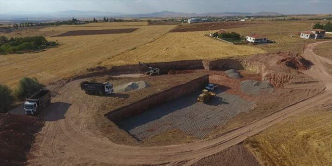 Baheli'nin balad arsa cemevi temel atma trenine hazrlanyor