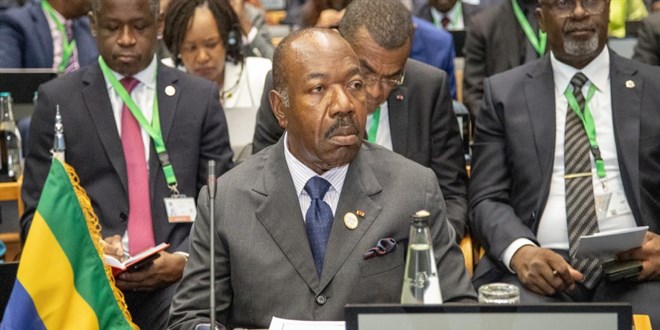 Gabon'da alkonulan Cumhurbakan Ali Bongo dnyadan yardm istedi
