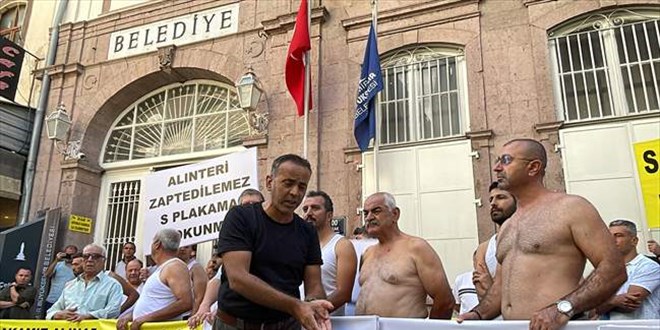 zmir'de 'S plaka' madurlarndan 'yar plak' eylem