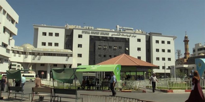 srail ordusu, ifa Hastanesi yerlekesinin giri ksmn vurdu