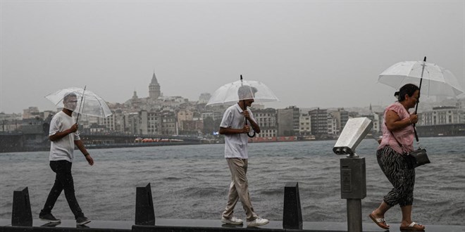 stanbul'a kuvvetli ya ve frtna uyars