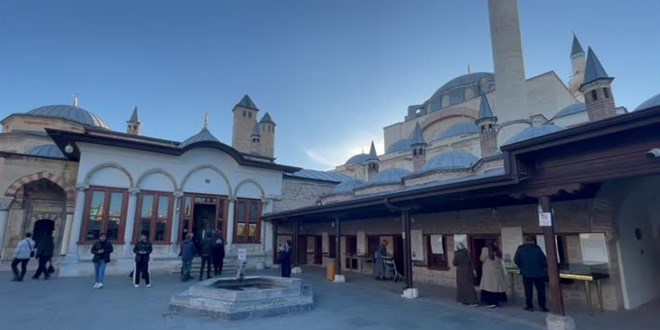 Mevlana ehri Konya'daki otellerde ebiarus trenleri ncesi rezervasyonlar artt