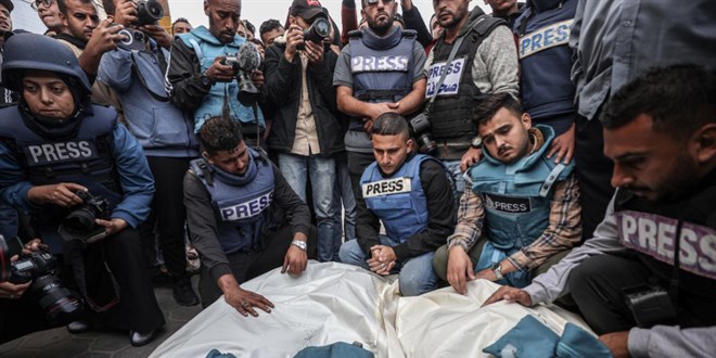 srail'in Gazze'ye saldrlarnda hayatn kaybeden gazeteciler