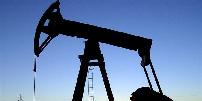 Brent petroln varil fiyat 74,71 dolar
