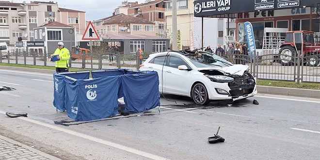 Samsun'da otomobilin arpt bisiklet srcs ld